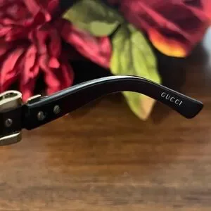Gucci Queen Bow Sunglasses - EUC Gucci | Accessories | Gucci Queen Bow Sunglasses Euc | Poshmark main image 4